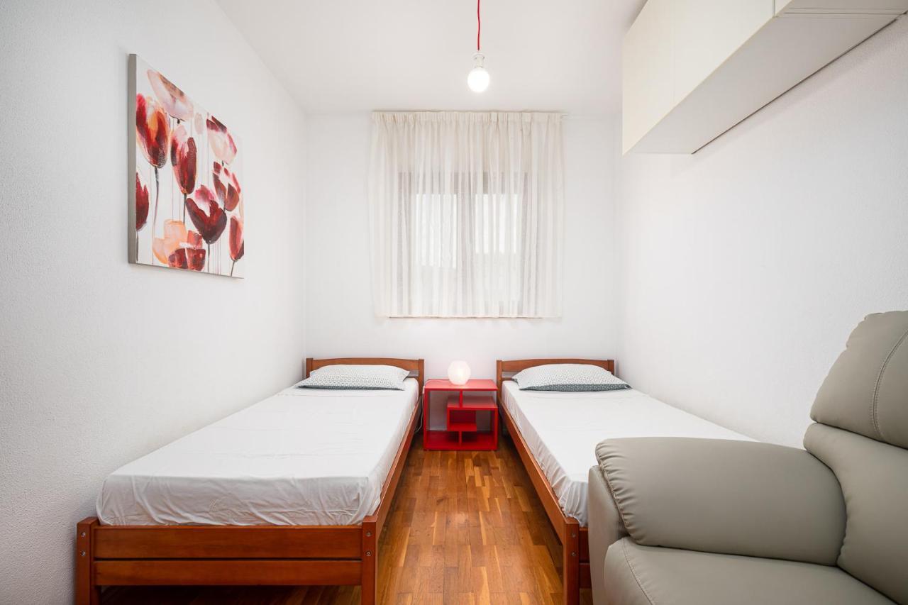 Sea View Apartment - Roberto Πόρετς Εξωτερικό φωτογραφία