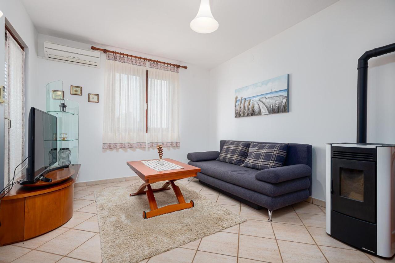 Sea View Apartment - Roberto Πόρετς Εξωτερικό φωτογραφία